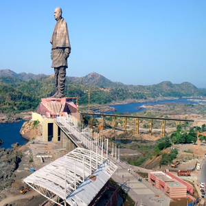 Professional manufacturer prefabricated building steel structure bridge/pedestrian bridge